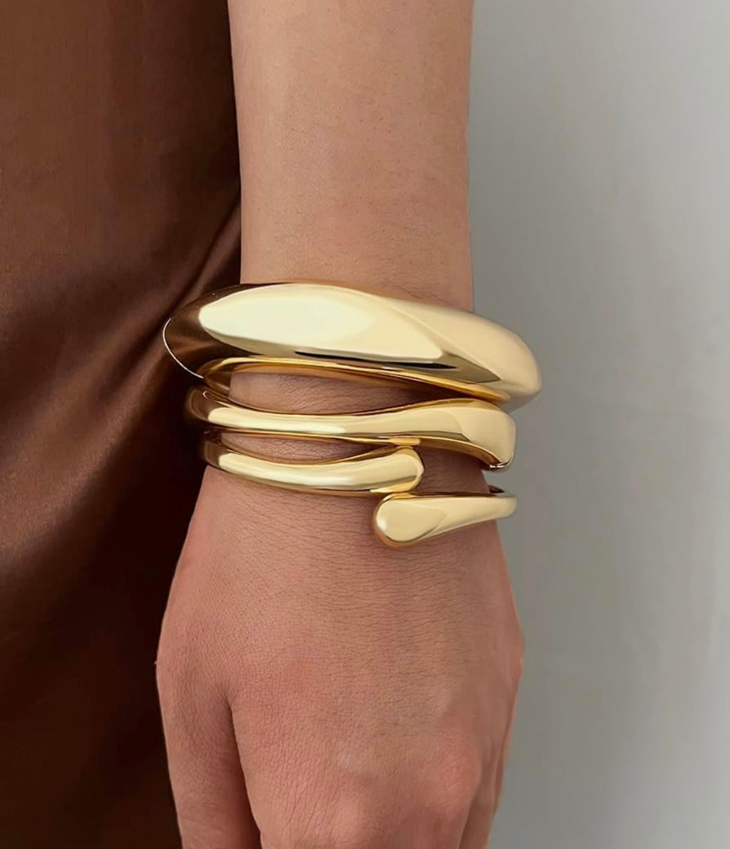 The Aure Sculpted Gold Cuff Set